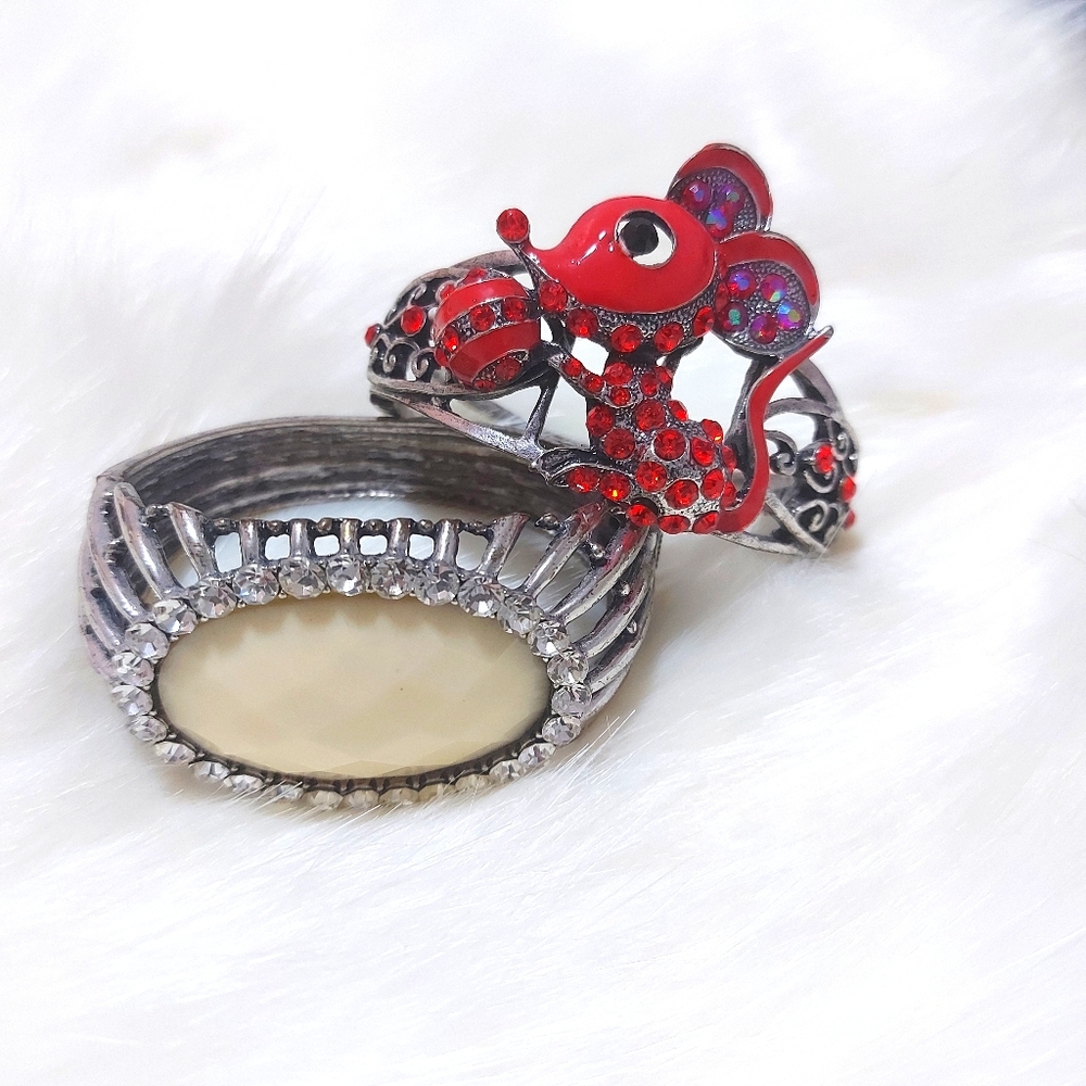 2 for $18 - Chunky bracelet
